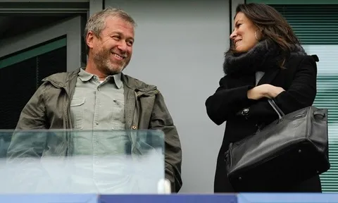 Chelsea không còn phụ thuộc vào tiền của Roman Abramovich