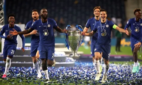 Đón cúp bạc ở thánh địa Dragao, Chelsea mở hội ăn mừng