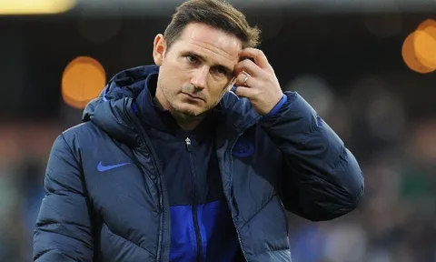 "Khu vực đó yếu kém, Chelsea sẽ không vô địch Premier League"