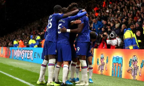 "Từ người thừa, cậu ấy giờ là Modric của Chelsea"