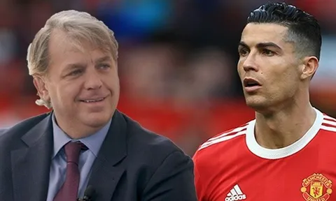 Chelsea thay tướng, Ronaldo đã biết đâu là thời điểm để ra đi