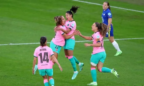 Chelsea thua sốc 4 bàn không gỡ trước Barca ở CK Champions League nữ