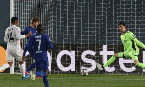 Chelsea thua tan nát, Courtois nói về cuộc hẹn tại Champions League