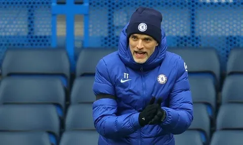 Chelsea trở lại guồng quay Premier League