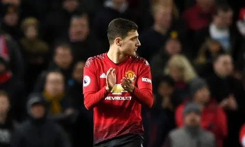 Chia tay Old Trafford, 'cục cưng của Mourinho' nói 2 câu với Man Utd