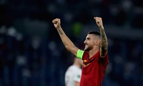Chiều lòng Mourinho, Roma giữ chân thủ lĩnh