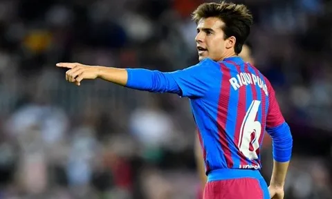Chìm nghỉm dưới thời Xavi, "thần đồng" Barca tệ hại không còn lời bào chữa