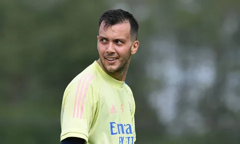 CHÍNH THỨC! Arsenal chia tay cầu thủ 26 tuổi