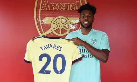 CHÍNH THỨC: Arsenal đón tân binh đầu tiên