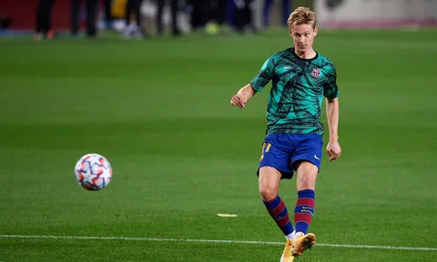 CHÍNH THỨC! Barca gây sốc cho M.U vụ De Jong