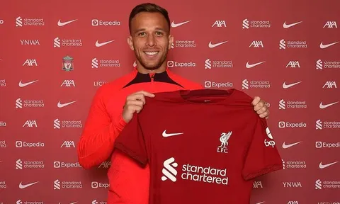 CHÍNH THỨC! Liverpool công bố tân binh thứ 4