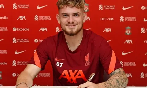 CHÍNH THỨC! Liverpool khóa chân kỷ lục gia Premier League