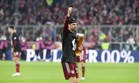 CHÍNH THỨC: Muller quyết tương lai với Bayern