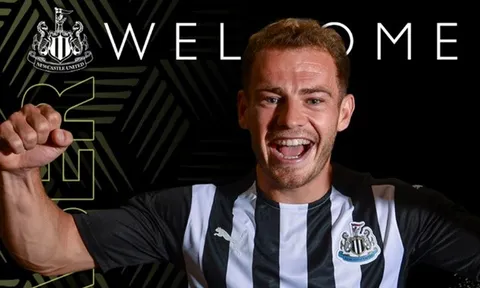 CHÍNH THỨC! Chớp lấy thời cơ, Newcastle cho ra mắt tân binh thứ 4