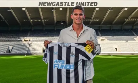 CHÍNH THỨC: Newcastle 'nổ' tân binh thứ 3, giá 37 triệu euro