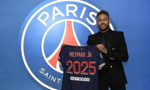 CHÍNH THỨC! Neymar gia hạn với PSG đến 2025