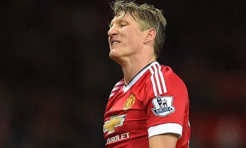 CHÍNH THỨC! Siêu tiền vệ "đúng người, sai thời điểm" của Man Utd giải nghệ