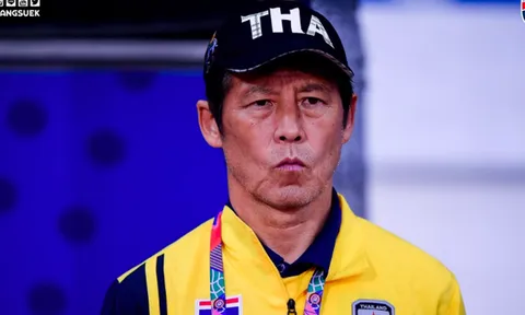 NÓNG! Thái Lan chốt tương lai HLV Akira Nishino