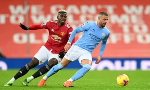 CHOÁNG! 'Người chơi hệ ảo' Man City quá ghê, Pogba bị lừa ngã lăn quay
