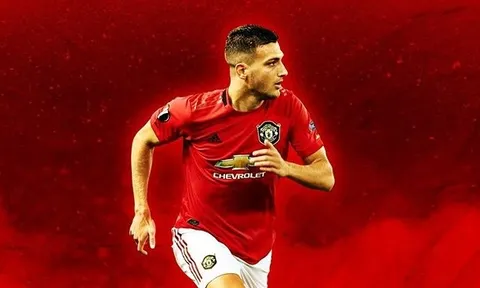 Chốt kiểm tra y tế, 'cục cưng của Mourinho' chia tay Man United