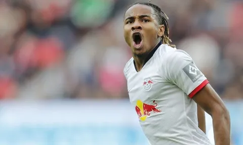Bayern tranh sao ghi 31 bàn/48 trận với M.U