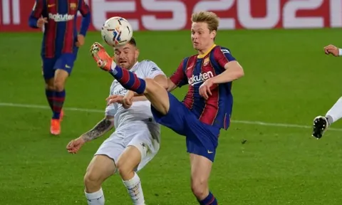 "Chức vô địch nằm trong tay Barcelona..."