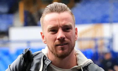 Chuyên gia đồng ý với Klopp về Spurs, Man City