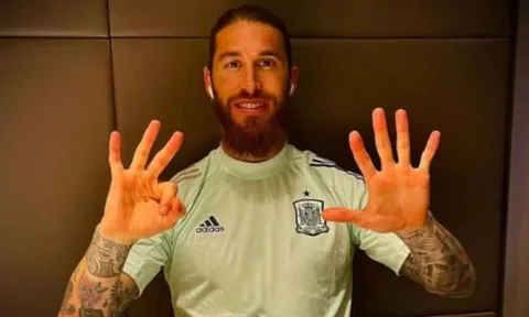 Chuyên gia tin Man Utd rộng đường có ngôi sao 35 tuổi hơn PSG
