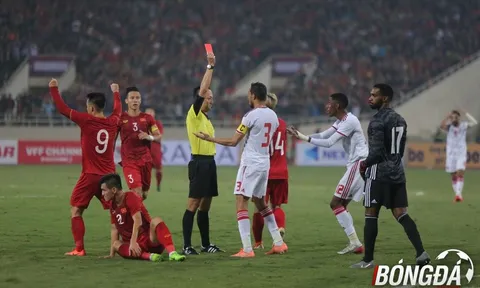Chuyên gia Việt Nam: "Thẻ đỏ cho UAE có hơi nặng tay"