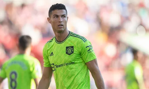 Chuyển nhượng 15/08: Cú sốc Ronaldo, M.U chia tay thêm cầu thủ; Arsenal sắp đón tân binh thứ 6