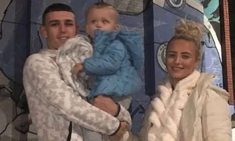 Chuyện tình thăng trầm của Phil Foden