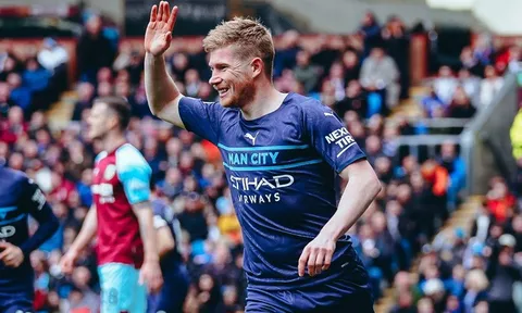 Man City đòi lại ngôi đầu từ tay Liverpool