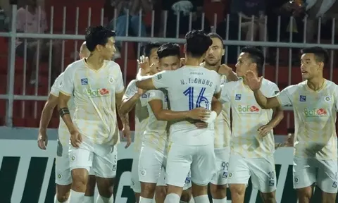 CLB Hà Nội nới rộng khoảng cách với HAGL