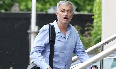Sau tất cả, Mourinho công khai lý do ở khách sạn 2 năm rưỡi khi dẫn dắt M.U