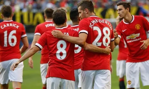 'Có lẽ tôi đã rời Man Utd quá sớm khi có 3 tháng không được thi đấu'