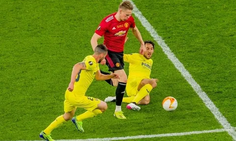 'Cỗ máy' toàn diện cày nát Villarreal, Man Utd vẫn thua trong cay đắng