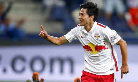 Có Takumi Minamino, "Liverpool B" sẽ khủng thế nào?