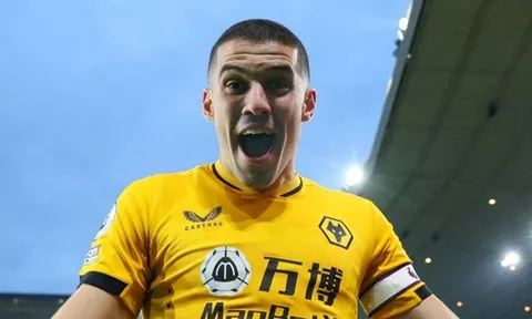 Người cũ Liverpool đầu quân cho kình địch Everton