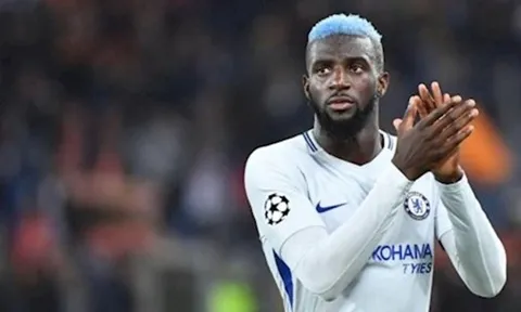 Còn 1 năm HĐ, bom xịt 40 triệu chờ thời cơ chín muồi chia tay Chelsea