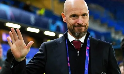 "Công việc của Ten Hag tại Man Utd khó gấp 10 lần ở Ajax"