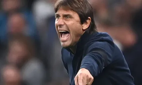 Tottenham mở đàm phán với Conte