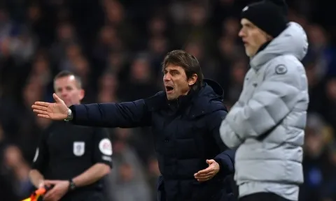 Conte chê Tottenham quá bị động, khen Chelsea 2 điểm