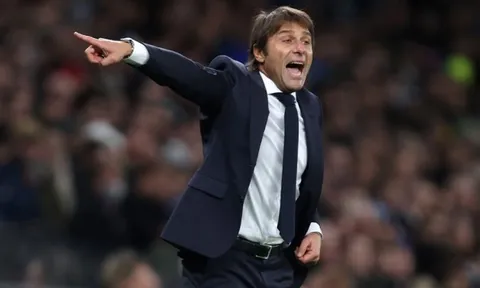 Conte: "HLV thay đổi, nhưng cầu thủ giữ nguyên"