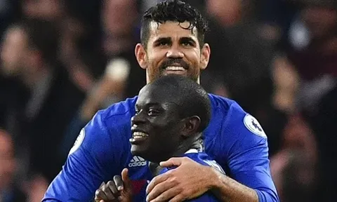 Costa từng khỏa thân trêu chọc Kante