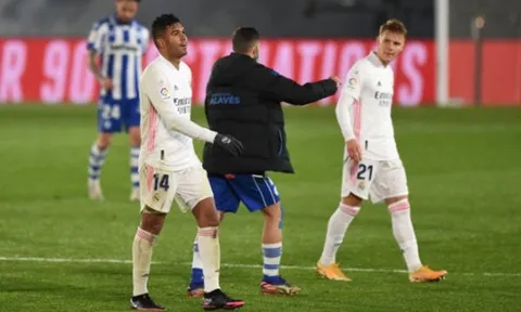 Courtois mắc sai lầm nghiêm trọng, Real sảy chân ngay trên sân nhà