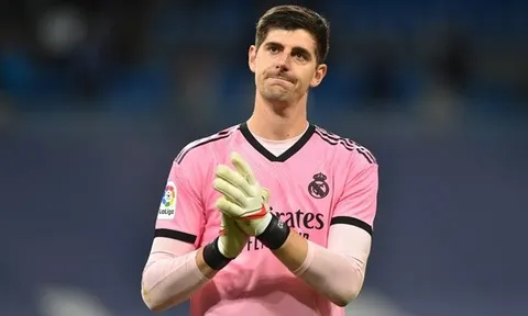 Courtois thỉnh cầu NHM Chelsea một điều trước ngày về Stamford Bridge