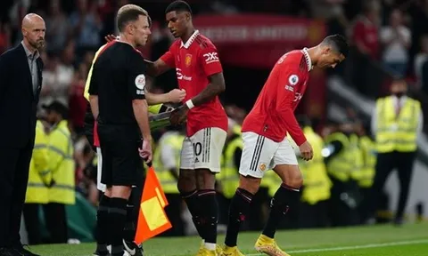 "Rõ ràng là Ten Hag đã phớt lờ Ronaldo"