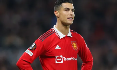 Đối thủ M.U từ chối chiêu mộ Ronaldo