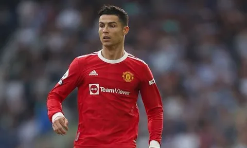 Steve McClaren hé lộ kế hoạch cho Ronaldo từ nửa năm trước