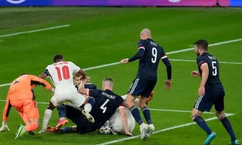 Cục diện bảng D: Làm sao để Anh và Scotland đi tiếp?